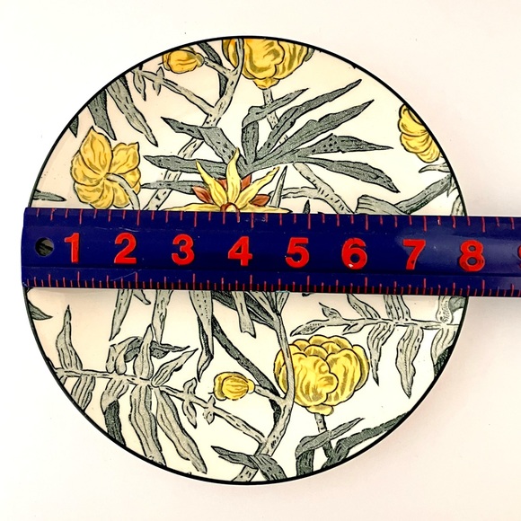 Tiffany & Co. Yellow Flowers Salad Plate, Made by MASON'S ® - Picture 6 of 15